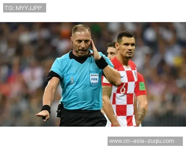 足球裁判借助录像技术提升判罚准确性与比赛公正性的探讨与分析